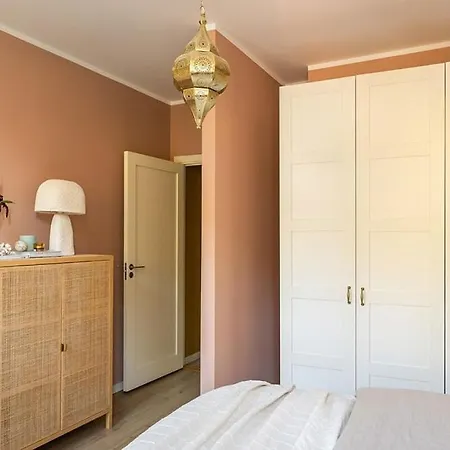 Apartment Fantastic In Old